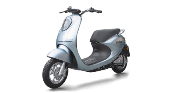 C-umi elektromos robogó